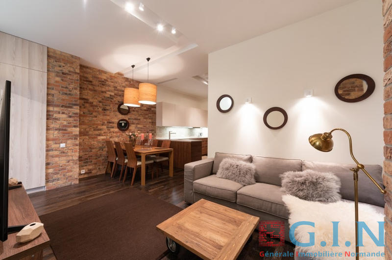 Maison - 85 m² - 4 pièces