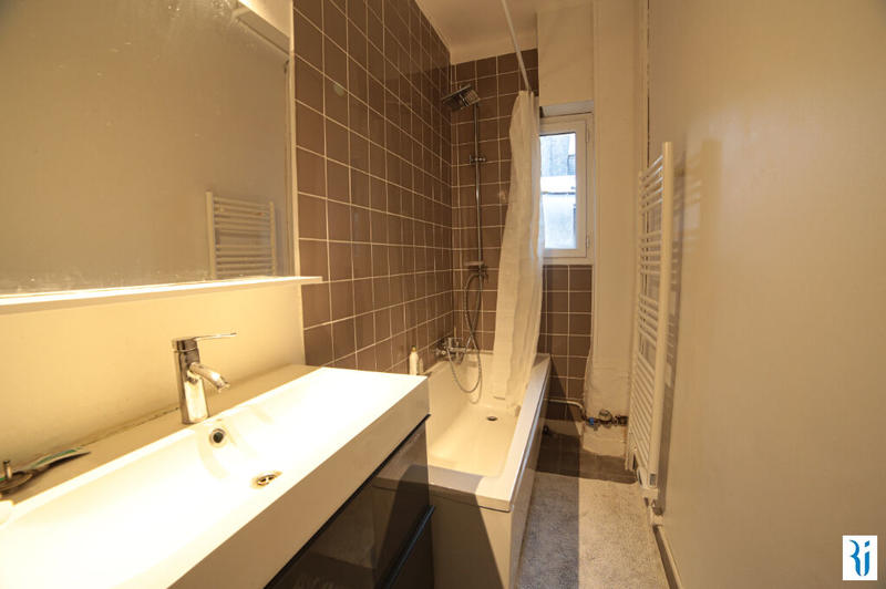 Appartement - 75 m² - 3 pièces