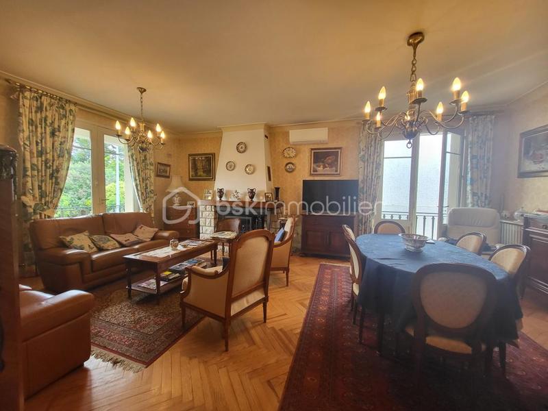 Maison - 158 m² - 5 pièces