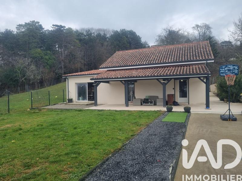 Maison - 120 m² - 5 pièces