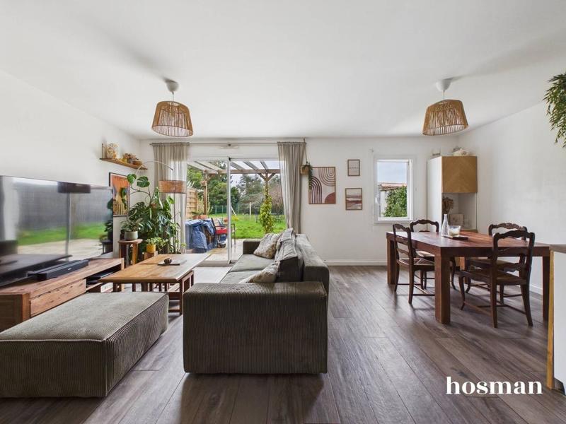 Maison - 100 m² - 4 pièces