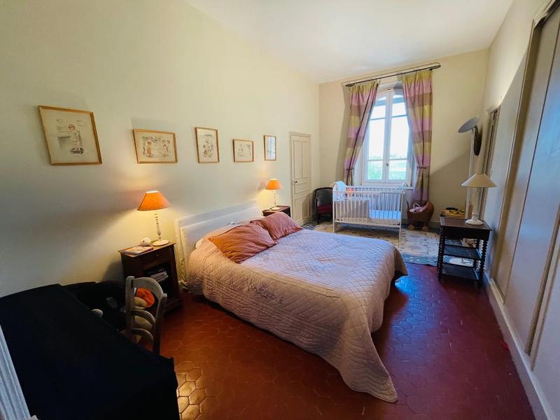 Bastide - 684 m² - 15 pièces