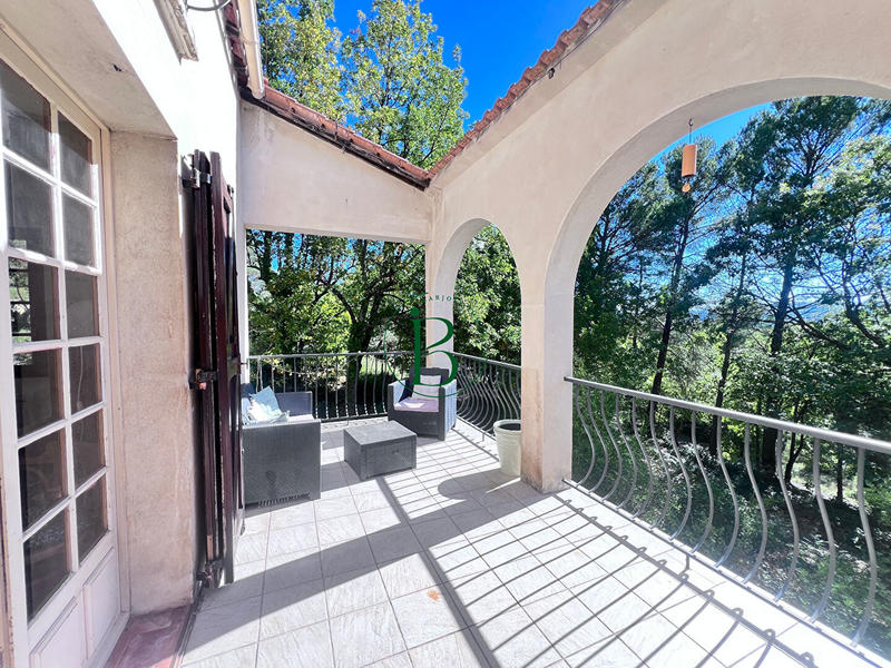 Maison - 88 m² - 5 pièces