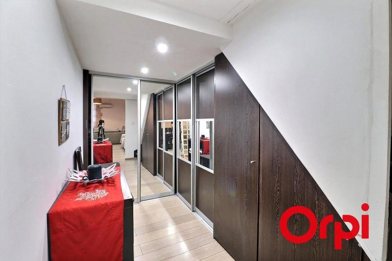 Loft - 71 m² - 3 pièces