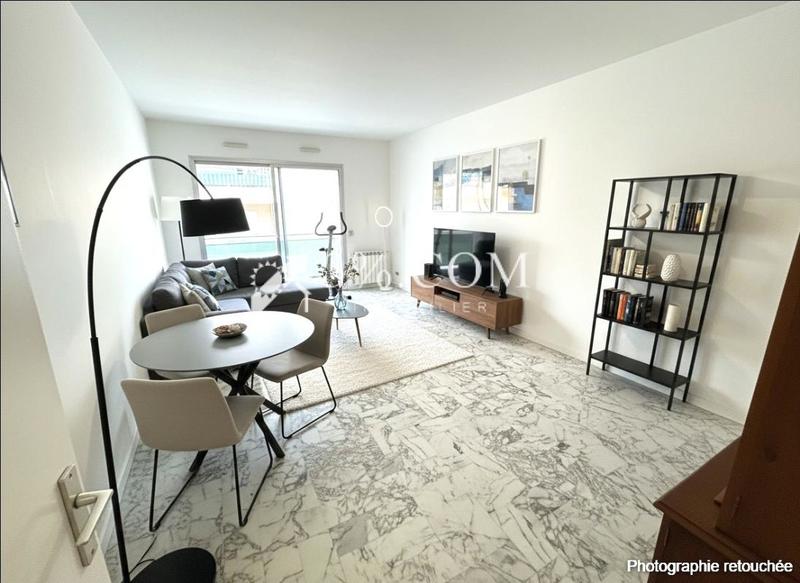 Appartement - 60 m² - 2 pièces