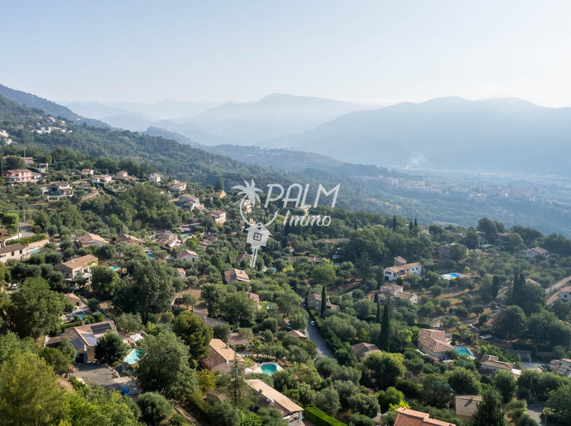 Villa - 172 m² - 7 pièces