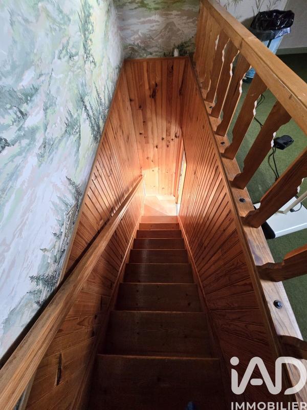 Maison - 93 m² - 6 pièces