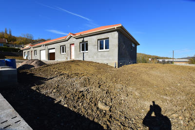 Maison - 93 m² - 5 pièces