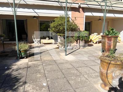 Appartement - 170 m² - 7 pièces