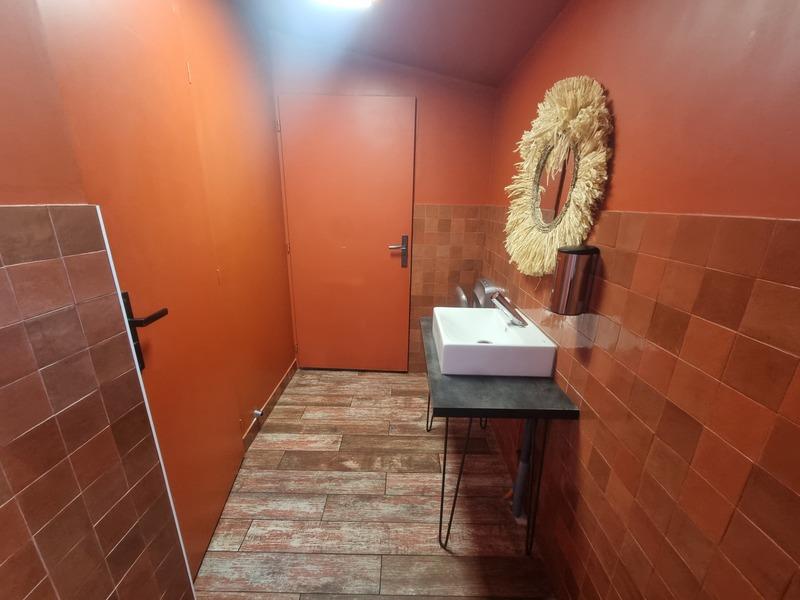 Fonds de commerce - 219 m²