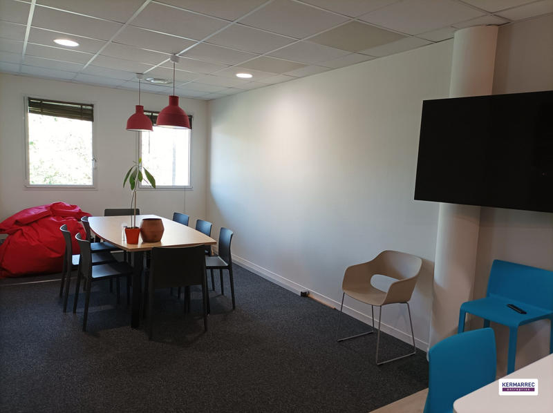 Bureau - 148 m²