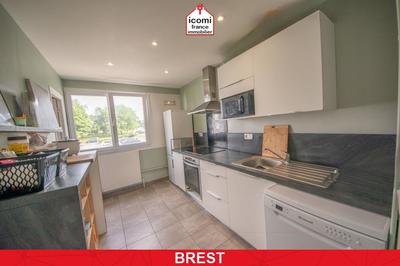 Appartement - 95 m² - 5 pièces