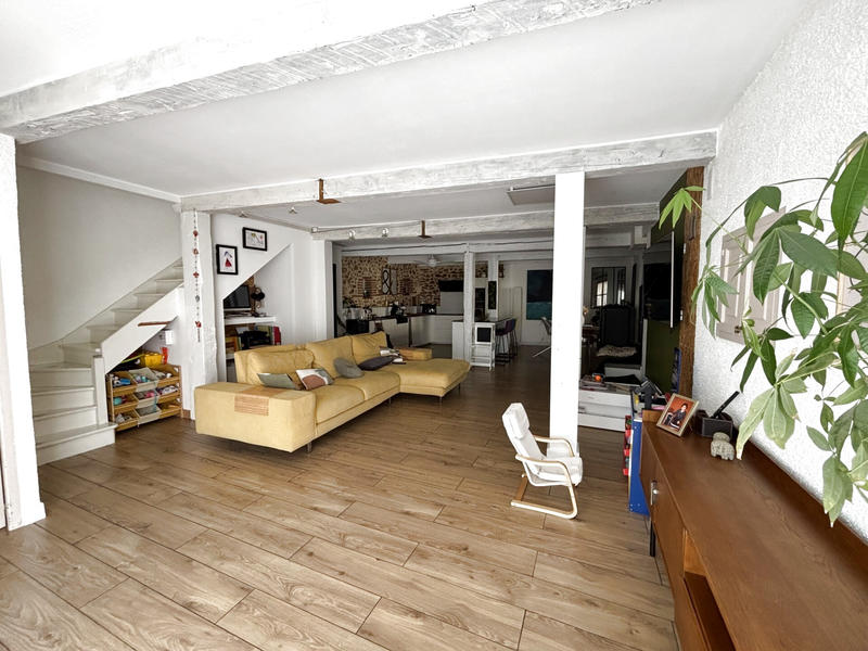 Maison - 215 m² - 5 pièces