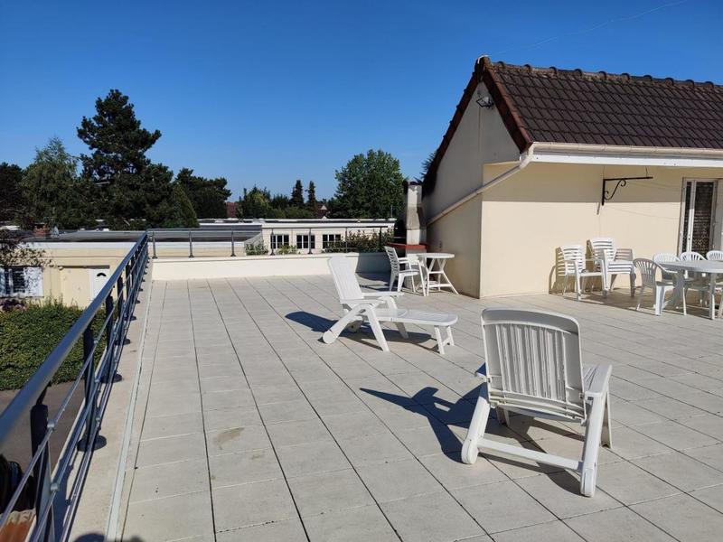 Appartement - 163 m² - 6 pièces