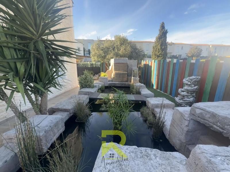 Maison - 239 m² - 4 pièces