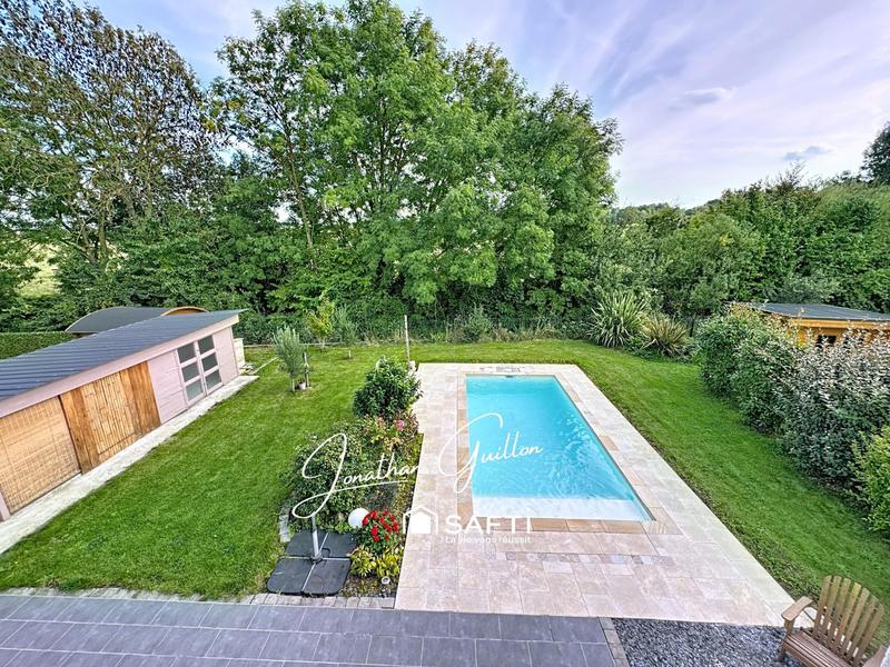 Maison - 181 m² - 7 pièces