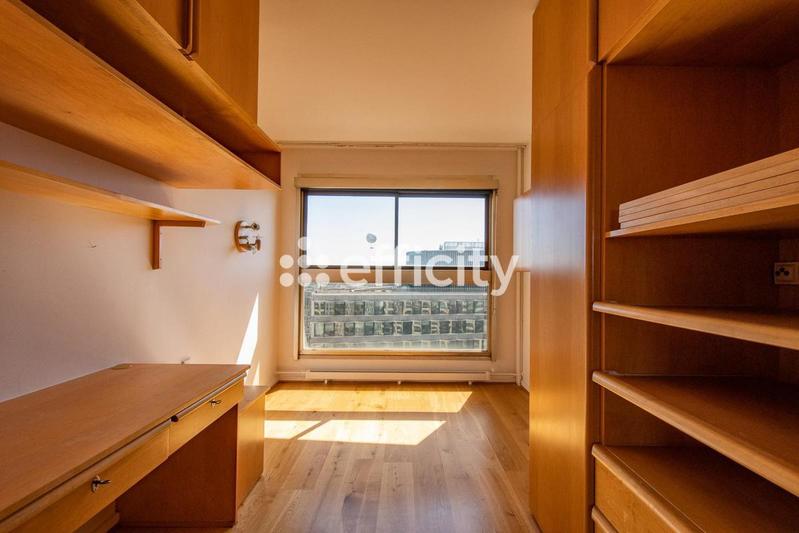 Appartement - 98 m² - 4 pièces