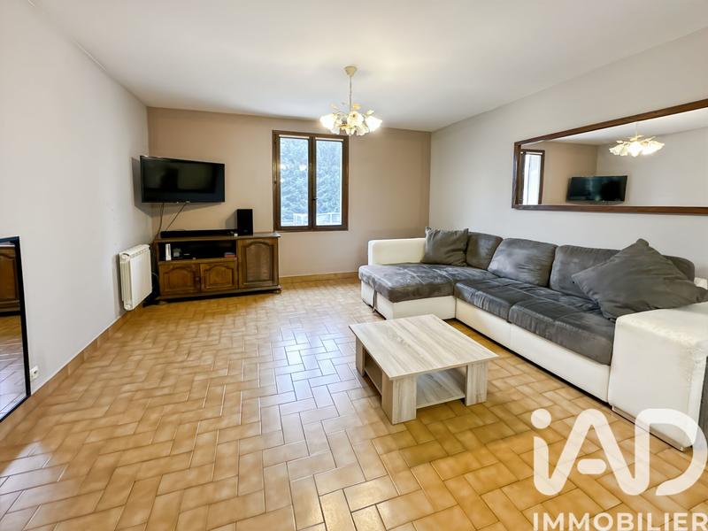 Maison - 121 m² - 6 pièces