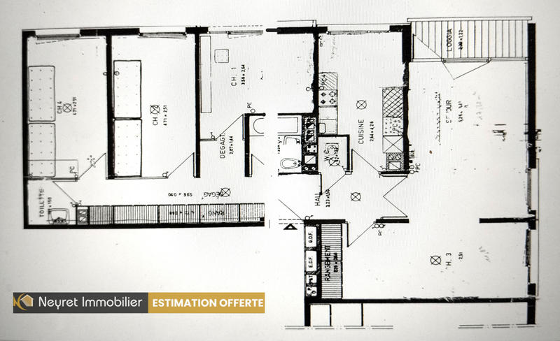 Appartement - 100 m² - 5 pièces