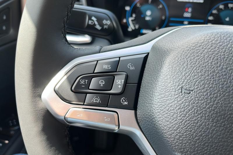 Volkswagen Amarok V6 240 Bva10 Aventura 4pl