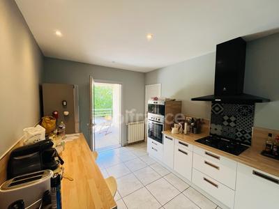 Maison - 111 m² - 4 pièces