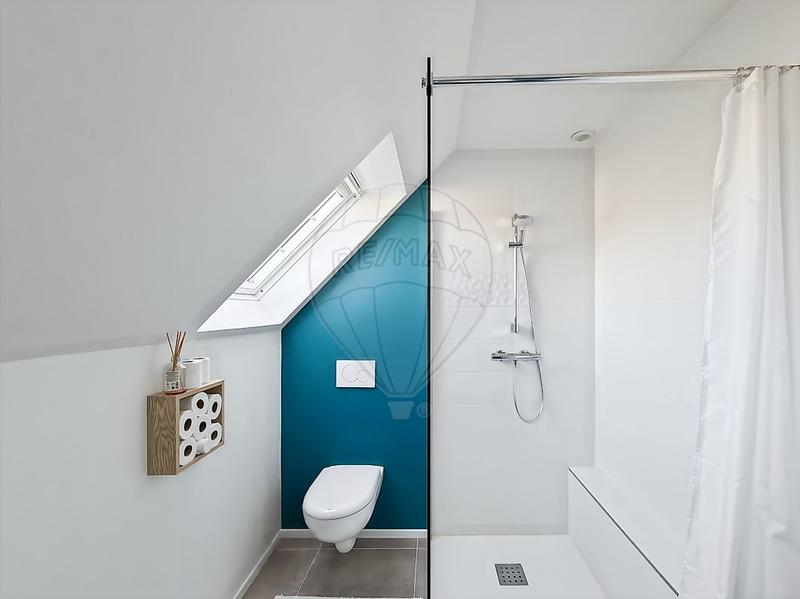 Maison - 97 m² - 5 pièces