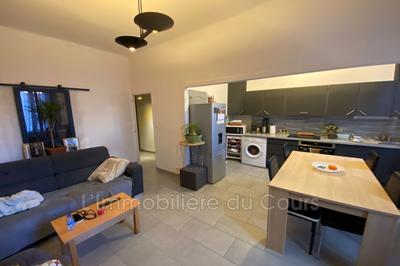 Maison - 200 m² - 9 pièces