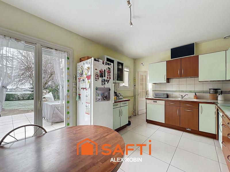 Maison - 140 m² - 6 pièces