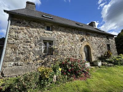 Corps de ferme - 106 m² - 6 pièces