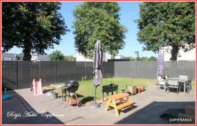 Maison - 121 m² - 6 pièces