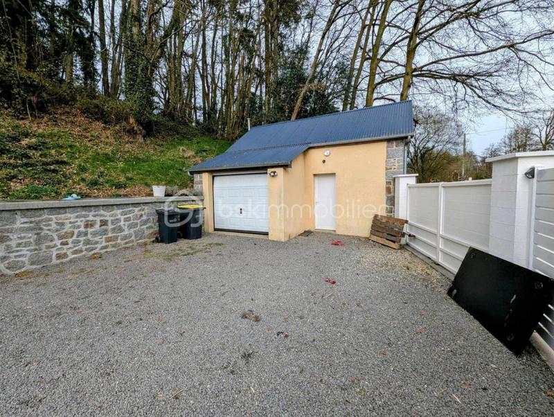 Maison - 96 m² - 4 pièces