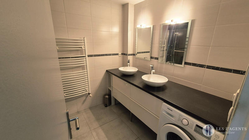 Appartement - 68 m² - 3 pièces