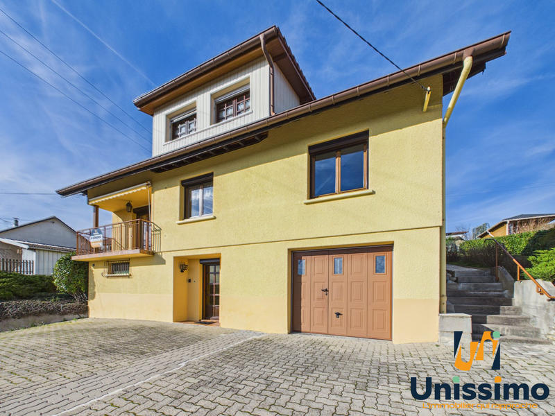 Maison - 177 m² - 7 pièces