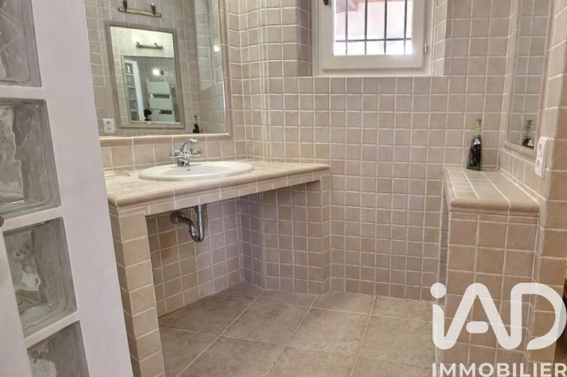 Maison - 433 m² - 16 pièces