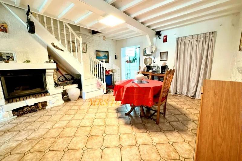 Maison - 117 m² - 7 pièces