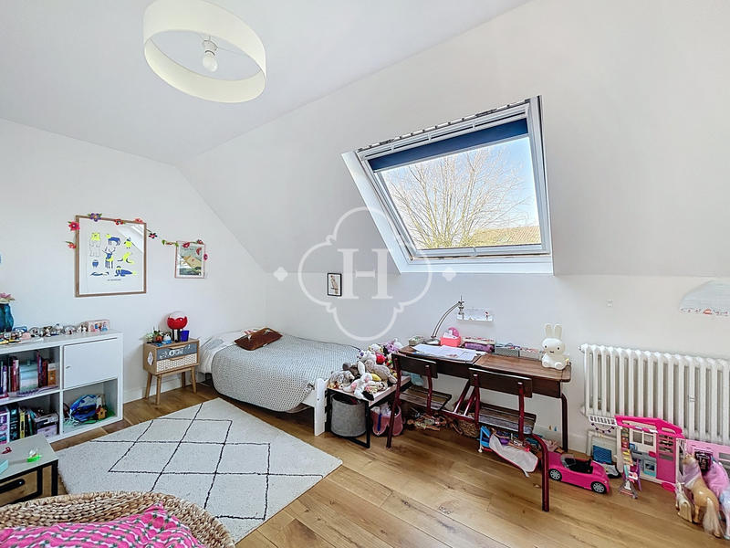 Maison - 190 m² - 7 pièces