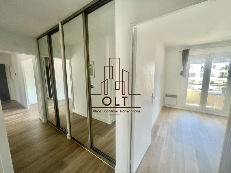 Appartement - 99 m² - 4 pièces