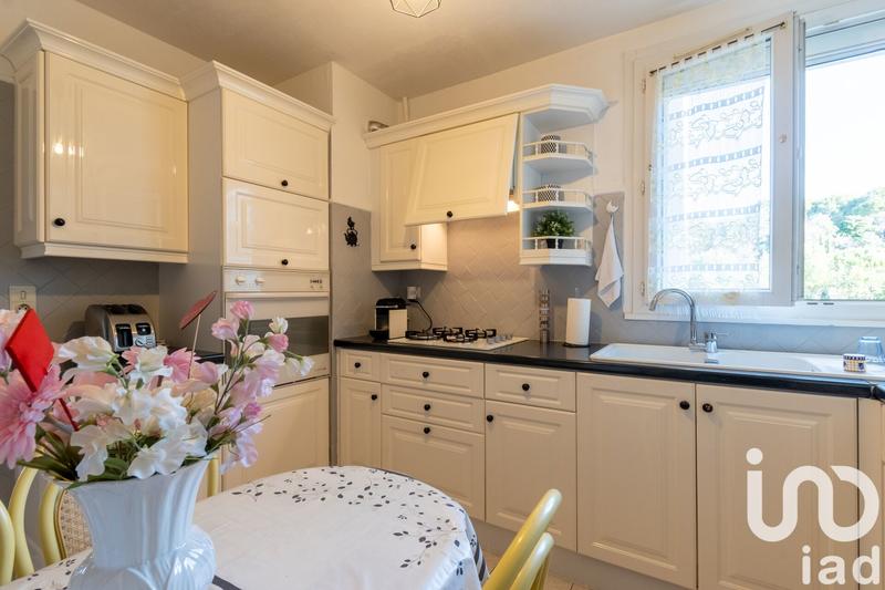 Appartement - 80 m² - 4 pièces