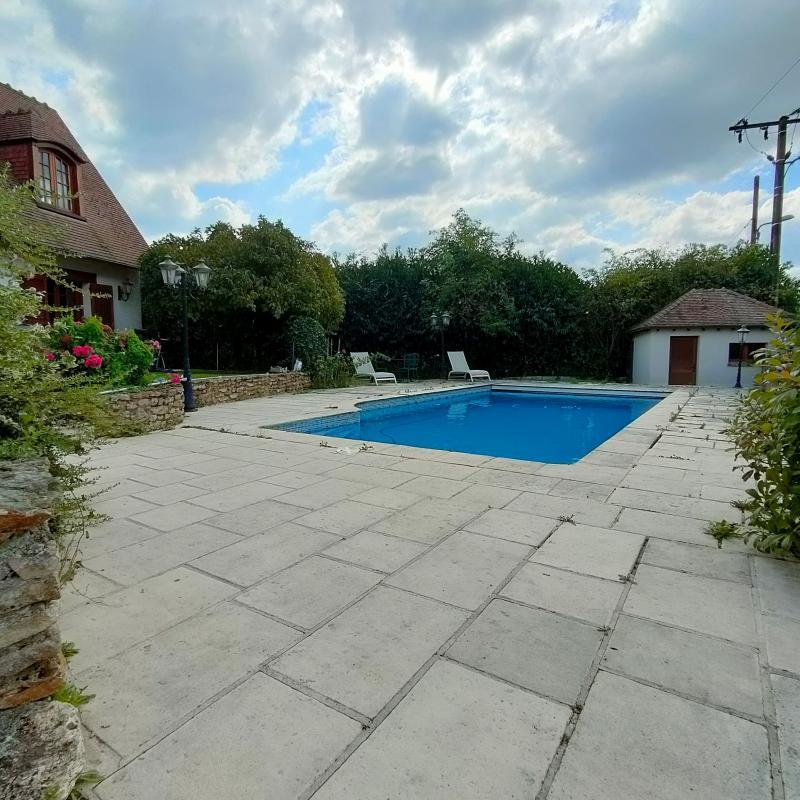 Maison - 170 m² - 6 pièces