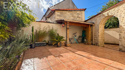 Maison - 208 m² - 7 pièces