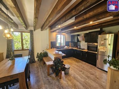 Maison - 150 m² - 6 pièces