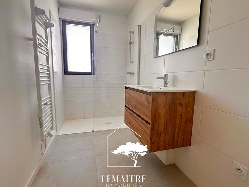Appartement - 91 m² - 4 pièces