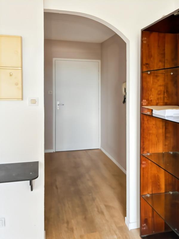 Studio - 25 m² - 1 pièce