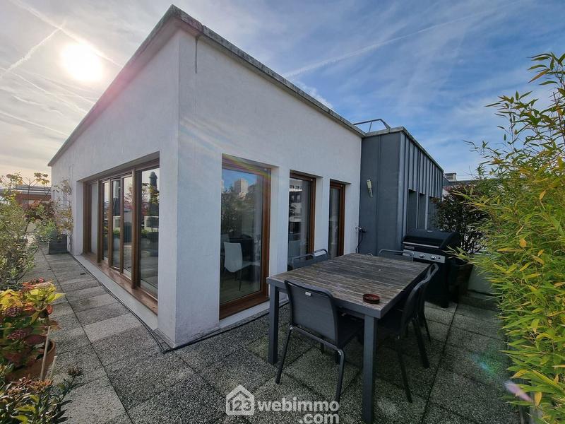 Appartement - 93 m² - 4 pièces