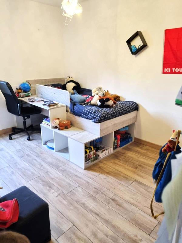 Appartement - 85 m² - 4 pièces