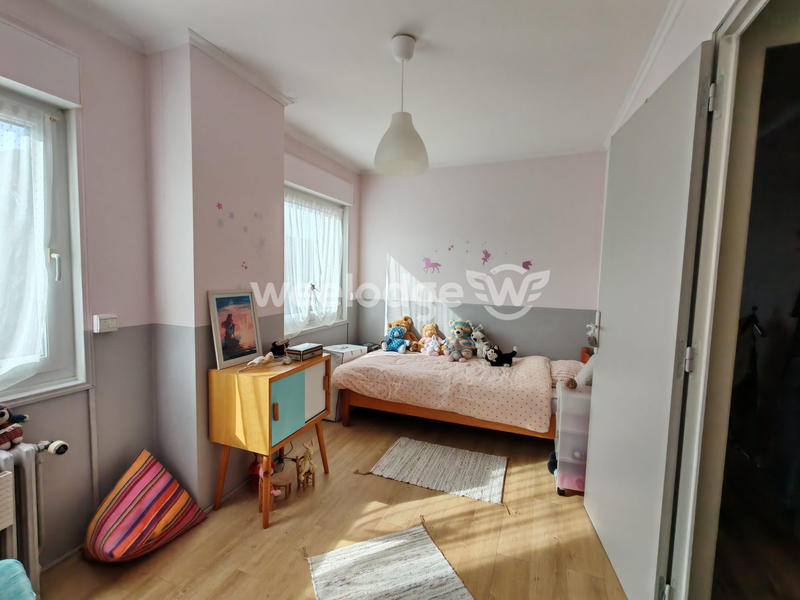 Maison - 208 m² - 10 pièces