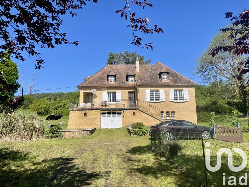Maison - 186 m² - 6 pièces