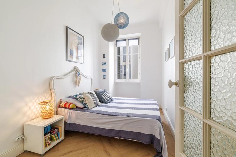 Appartement - 100 m² - 4 pièces