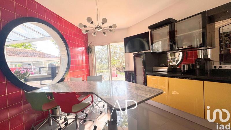 Maison - 223 m² - 5 pièces