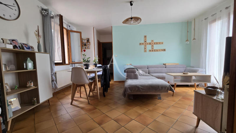 Maison - 82 m² - 5 pièces